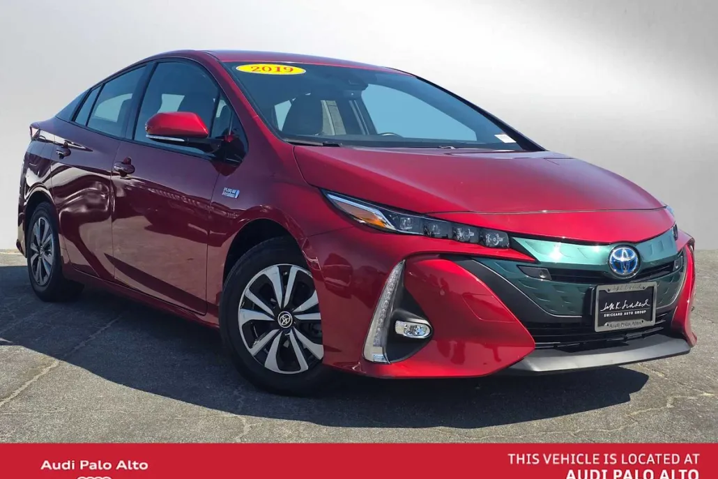 2019 Toyota Prius Prime Advanced photo 1