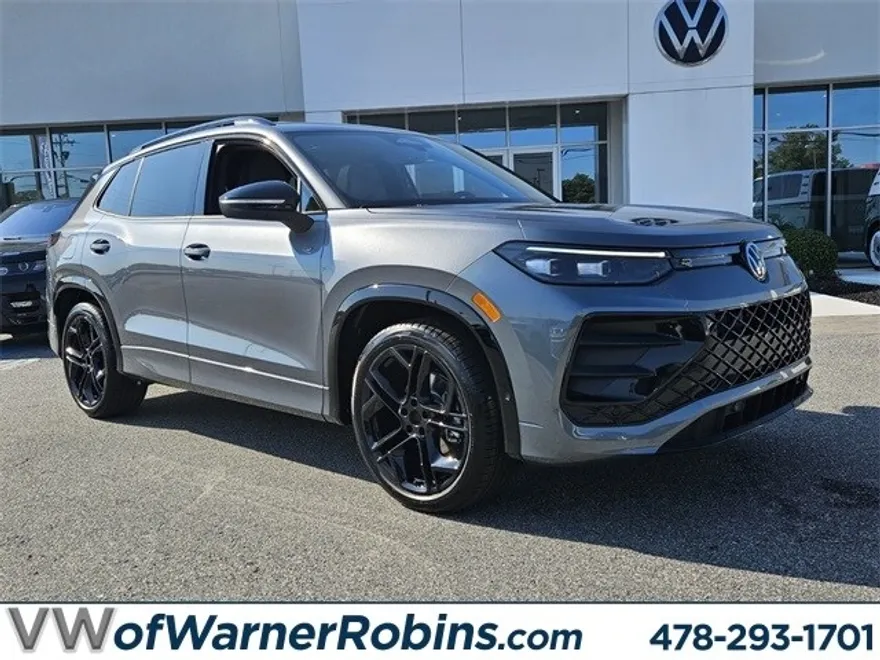 2025 Volkswagen Tiguan SE R-Line Black photo 1