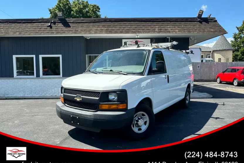 2016 Chevrolet Express 2500 Cargo Van photo 1