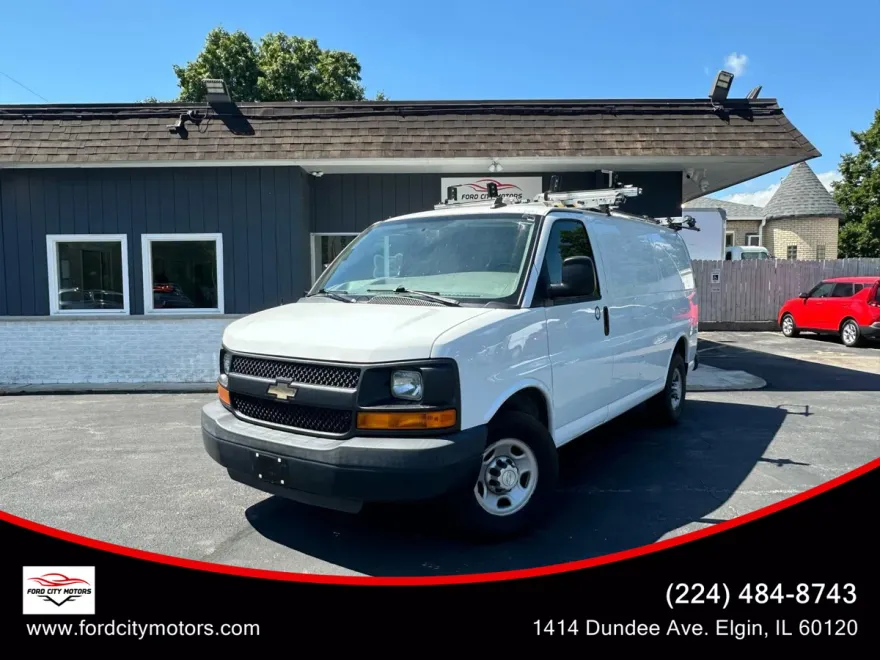 2016 Chevrolet Express 2500 Cargo Van photo 1