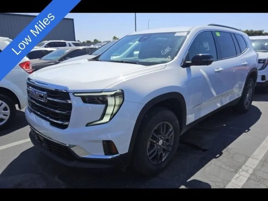 2025 Gmc Acadia Elevation photo 1