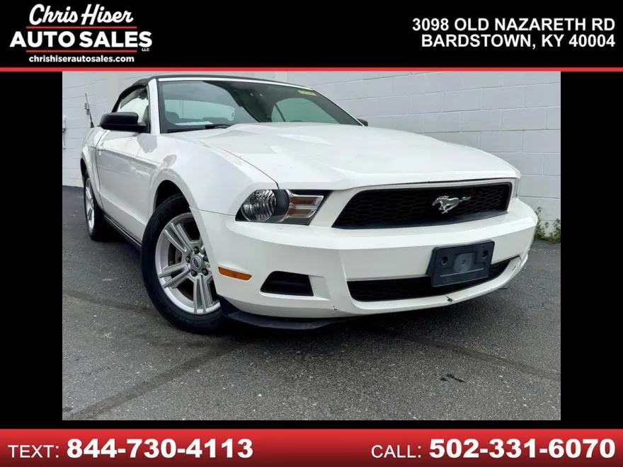 2010 Ford Mustang V6 photo 1