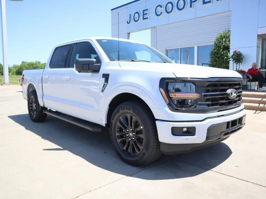 2025 Ford F-150 XLT photo 1