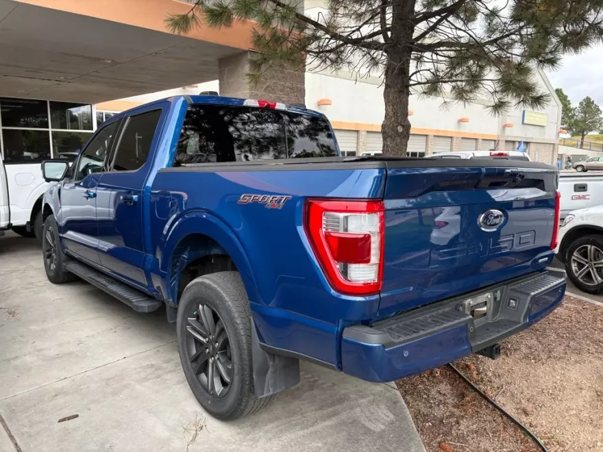 2023 Ford F-150 Lariat photo 1
