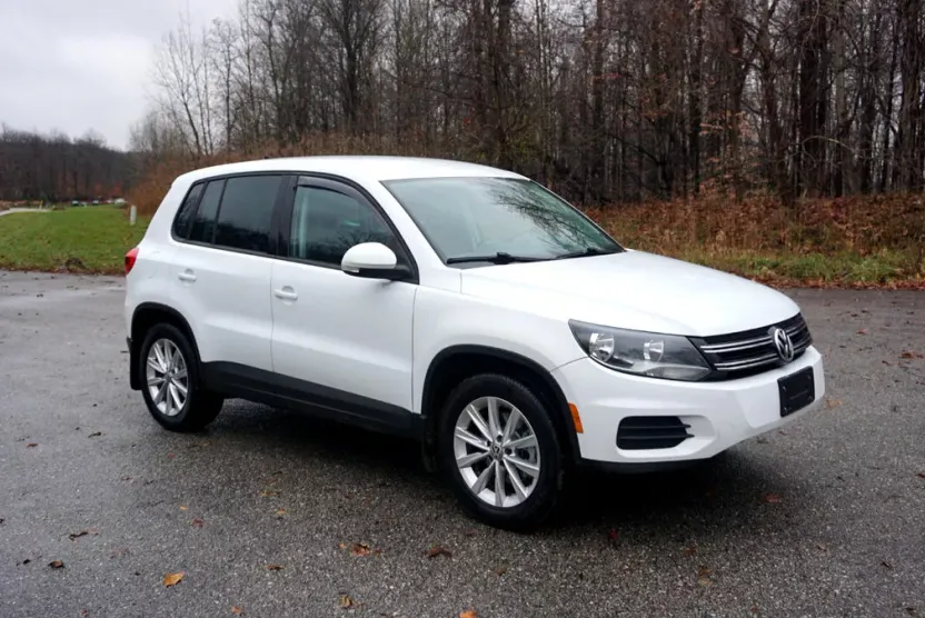 2014 Volkswagen Tiguan SE photo 1