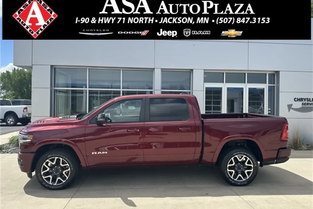 2025 Ram 1500 Laramie photo 1