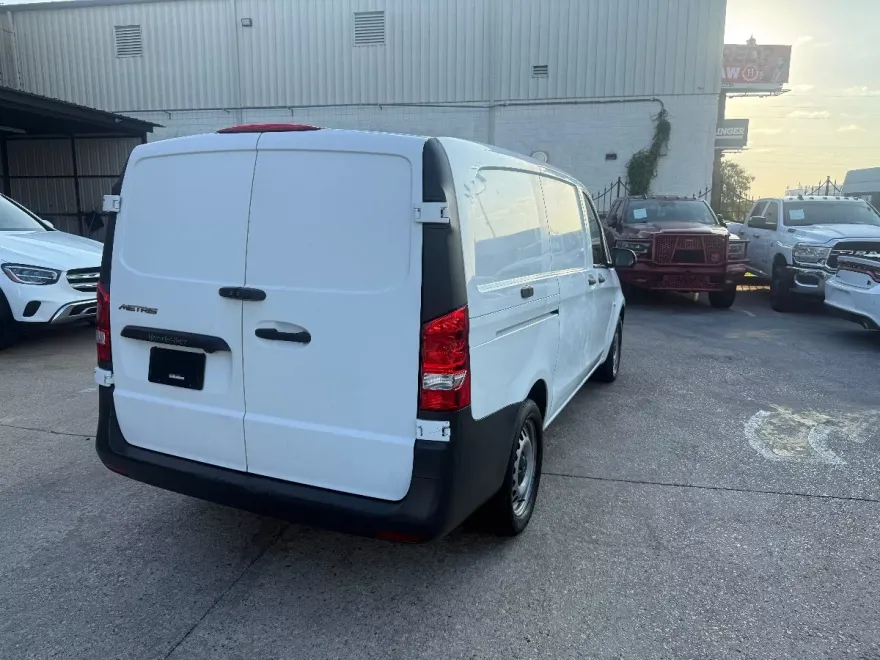 2020 Mercedes Benz Metris Cargo Van photo 1