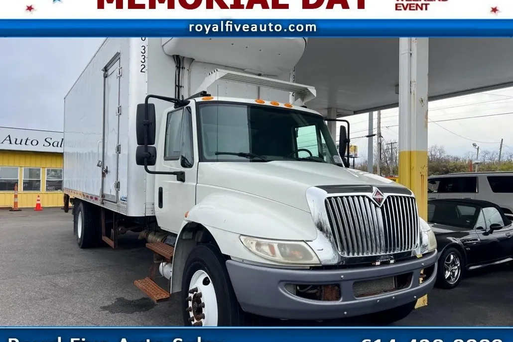 2016 International 4300 photo 1