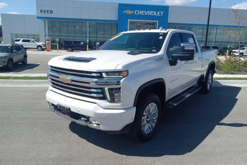 2022 Chevrolet Silverado 3500HD High Country photo 1