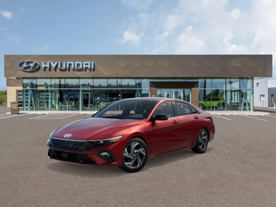 2025 Hyundai Elantra SEL Sport photo 1