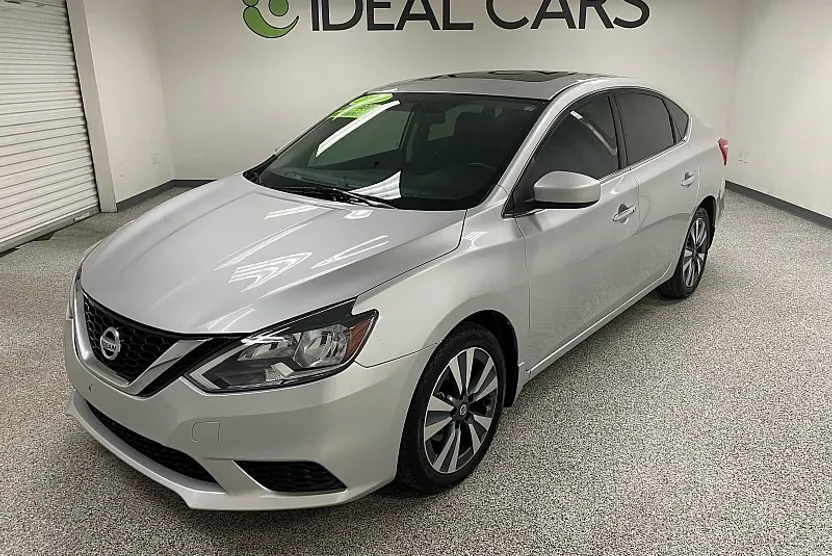 2019 Nissan Sentra SV photo 1