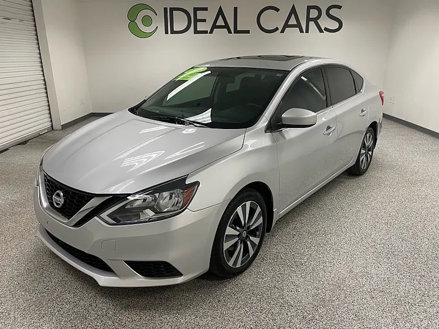 2019 Nissan Sentra SV photo 1
