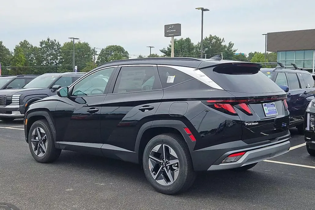 2026 Hyundai Tucson SEL photo 1