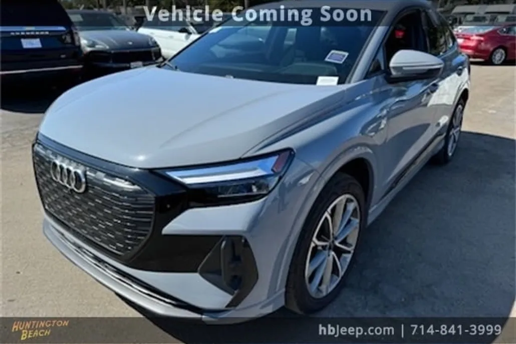 2022 Audi Q4 E-tron Premium Plus photo 1