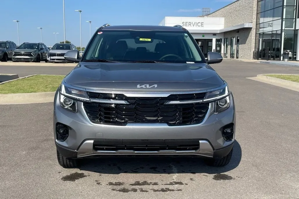 2026 Kia Seltos EX photo 1