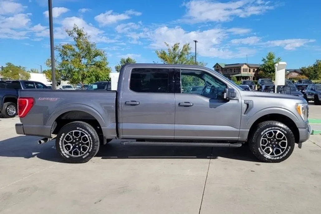2022 Ford F-150 XLT photo 1