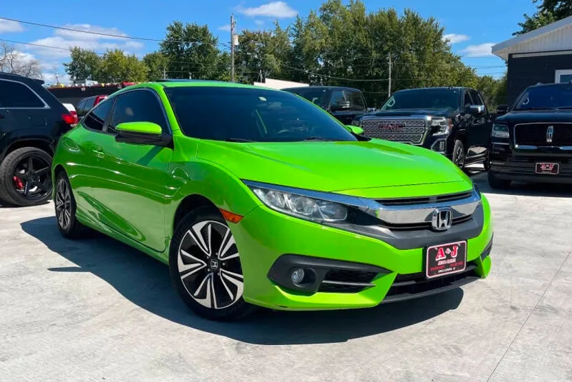 2018 Honda Civic EX-T photo 1