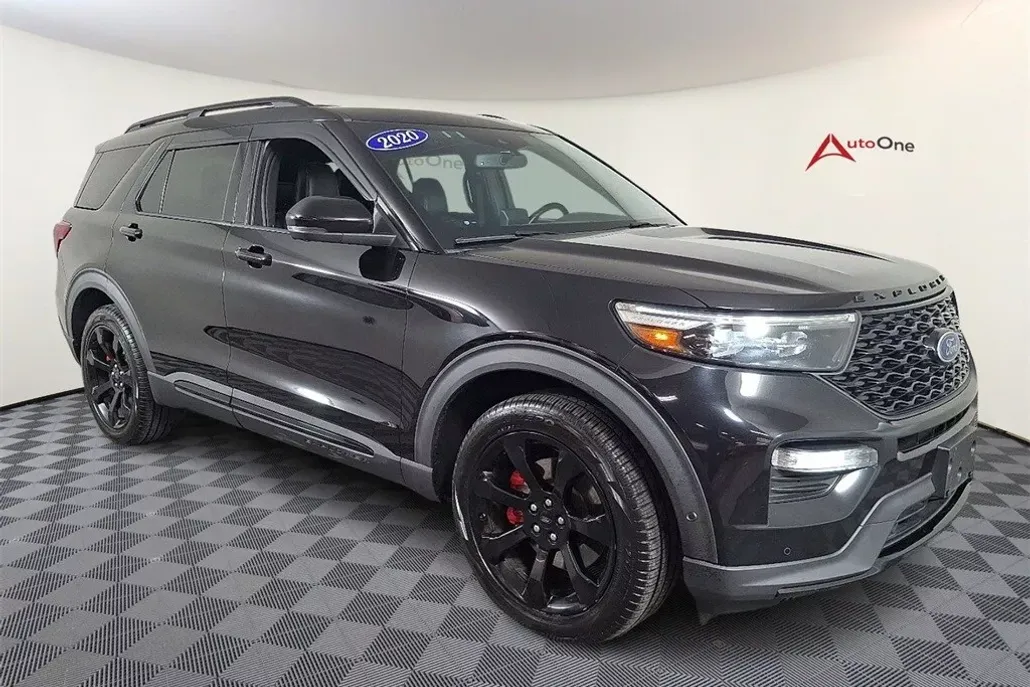 2020 Ford Explorer ST photo 1