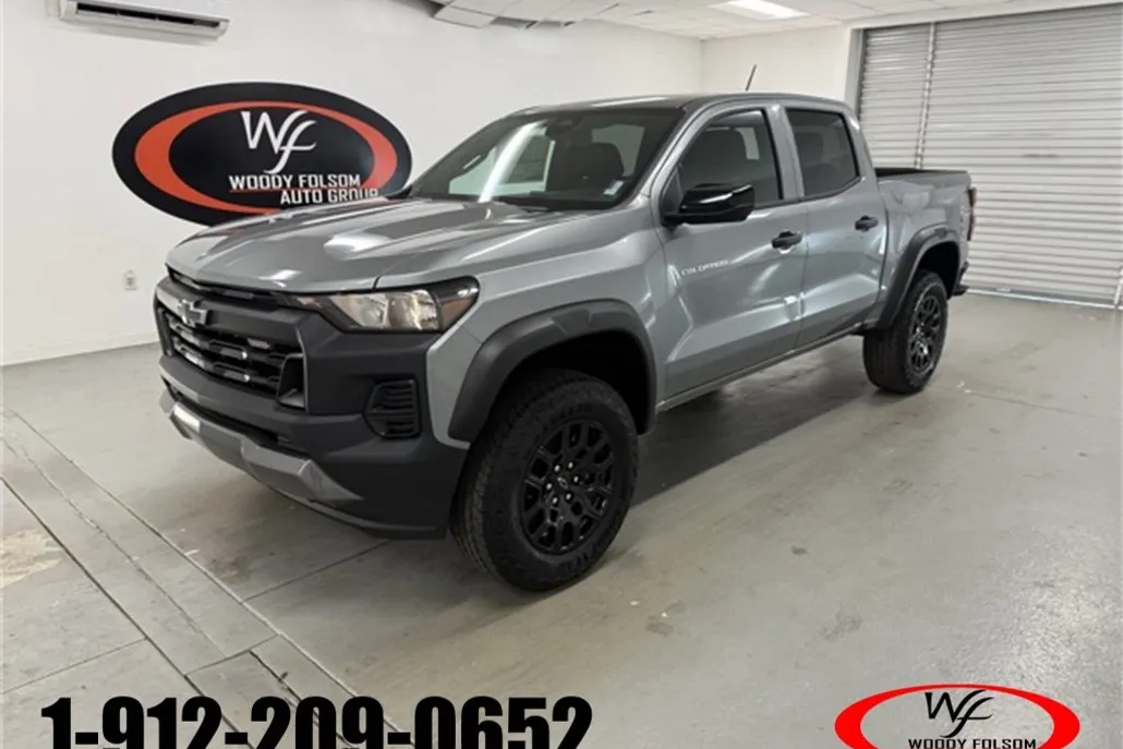 2026 Chevrolet Colorado Trail Boss photo 1