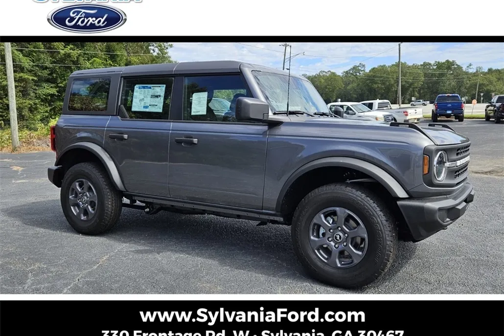2025 Ford Bronco Base photo 1