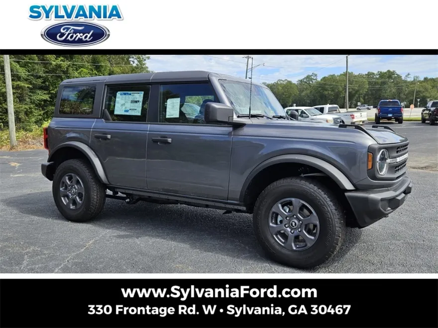 2025 Ford Bronco Base photo 1