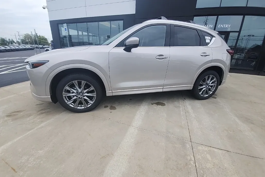 2025 Mazda CX-5 2.5 Premium Plus photo 1