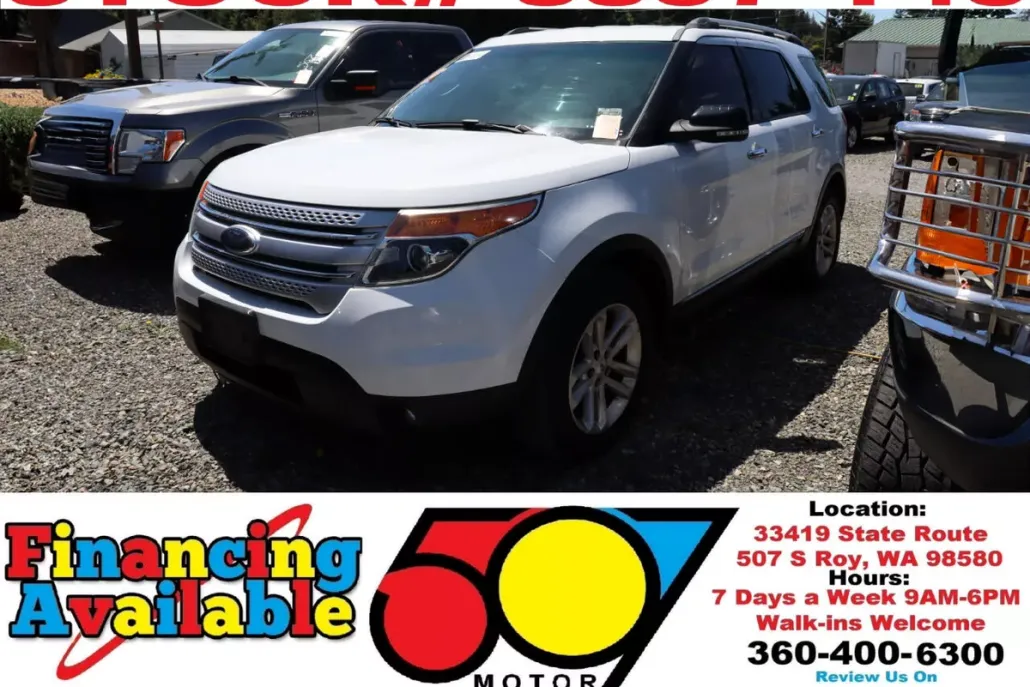 2015 Ford Explorer XLT photo 1