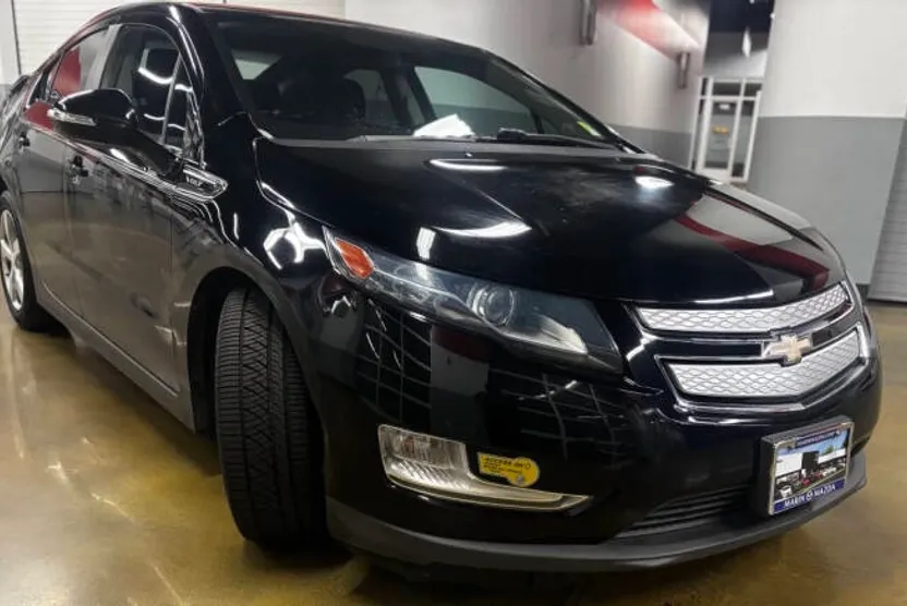 2014 Chevrolet Volt photo 1