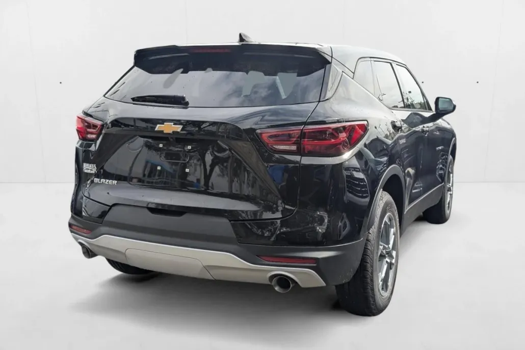 2025 Chevrolet Blazer 2LT photo 1