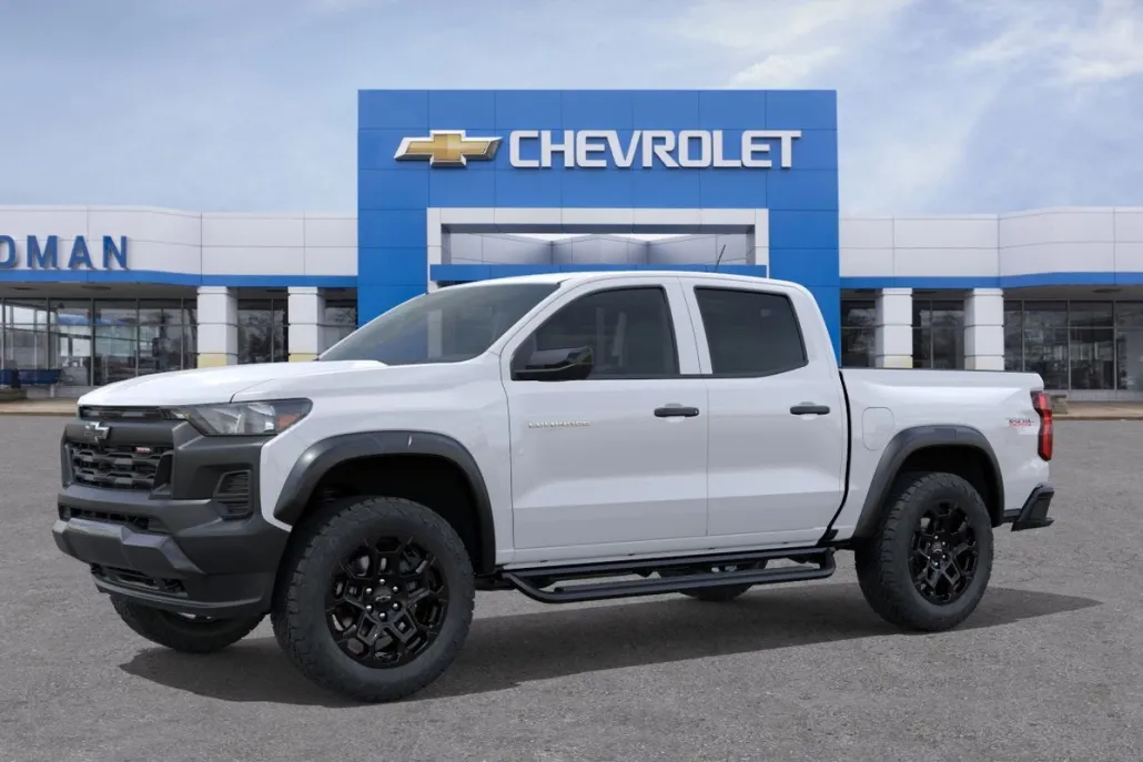 2026 Chevrolet Colorado Trail Boss photo 1
