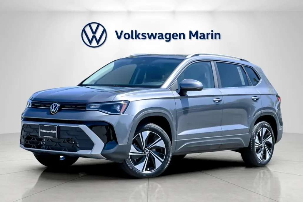 2025 Volkswagen Taos SE photo 1
