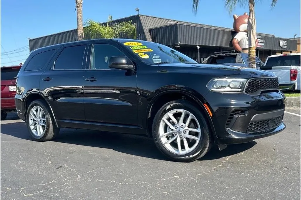 2023 Dodge Durango GT photo 1