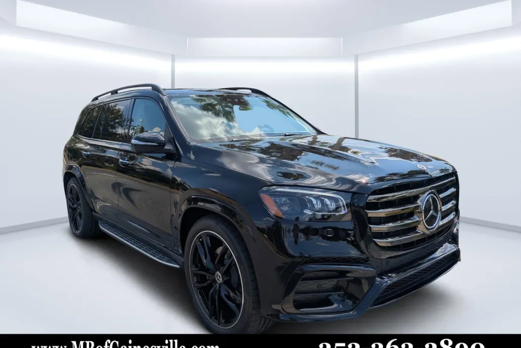 2026 Mercedes Benz GLS 450 4MATIC photo 1