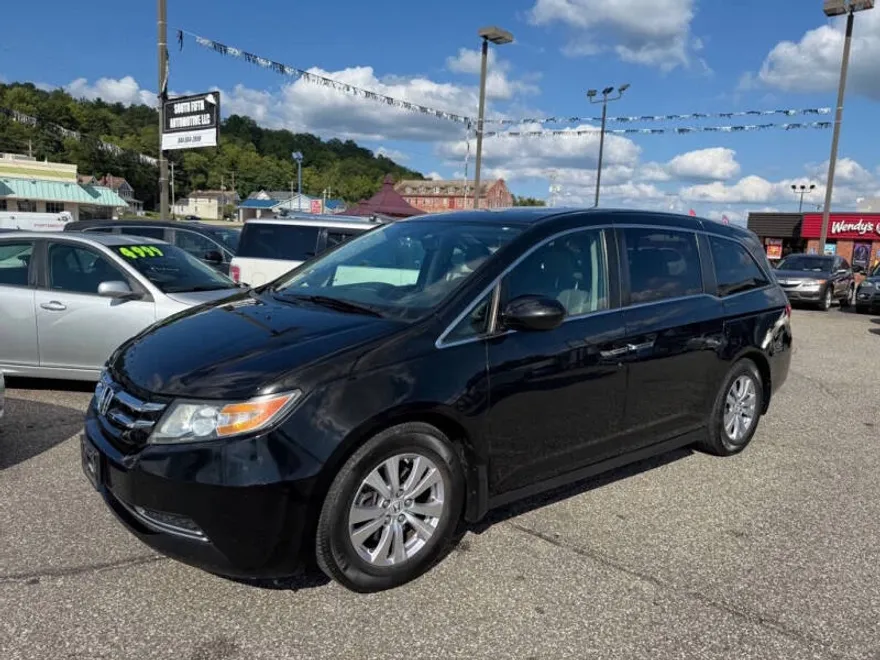 2016 Honda Odyssey EX-L photo 1