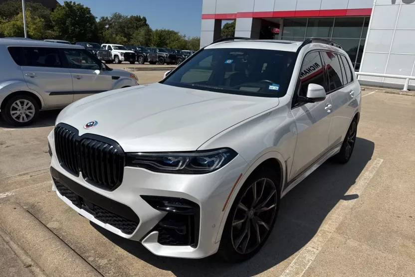 2022 Bmw X7 M50i photo 1