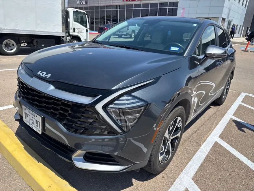 2024 Kia Sportage EX photo 1