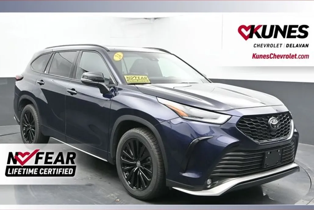 2024 Toyota Highlander XSE photo 1