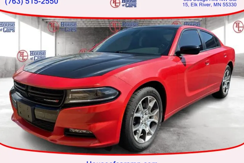 2017 Dodge Charger SXT photo 1