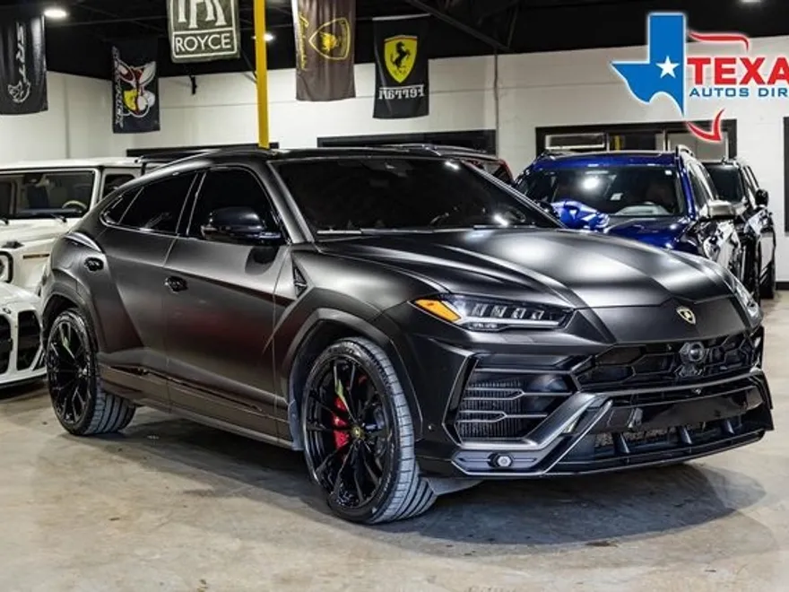 2019 Lamborghini Urus Base photo 1
