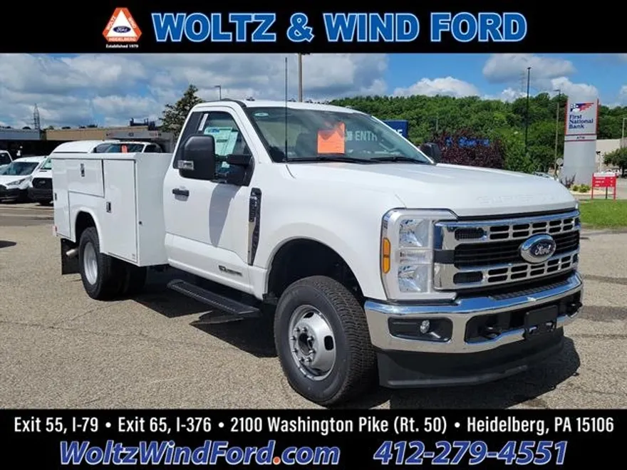 2024 Ford F-350 XL photo 1