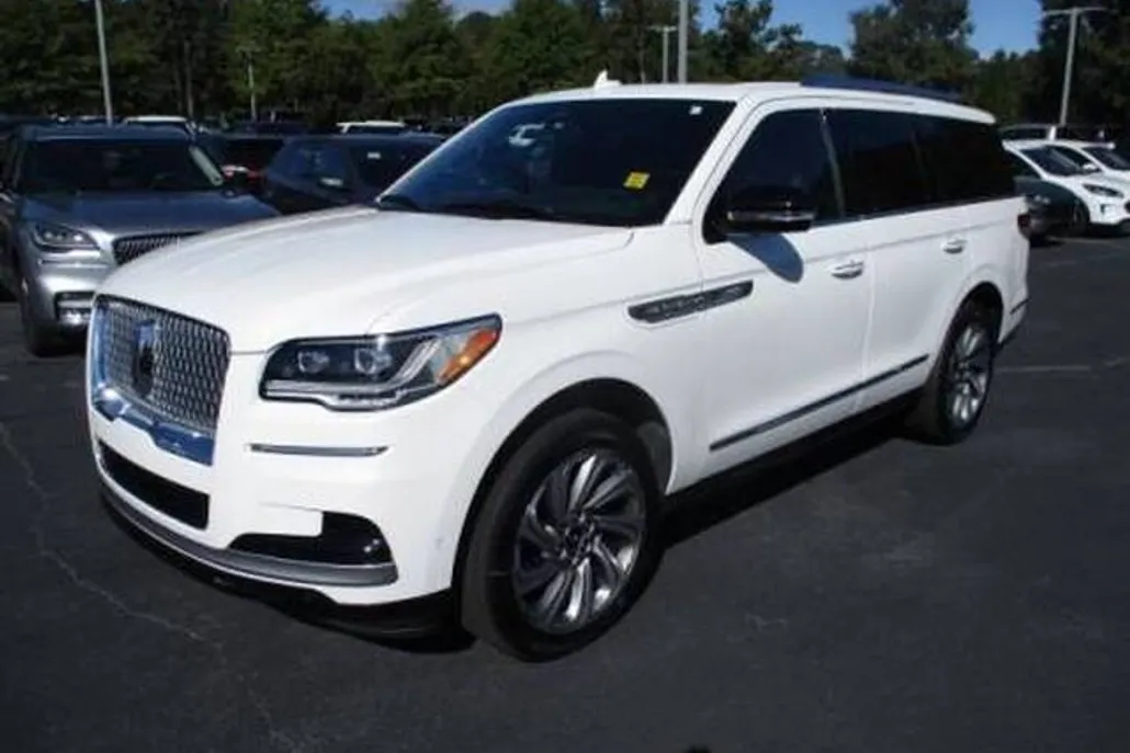 2022 Lincoln Navigator Reserve photo 1