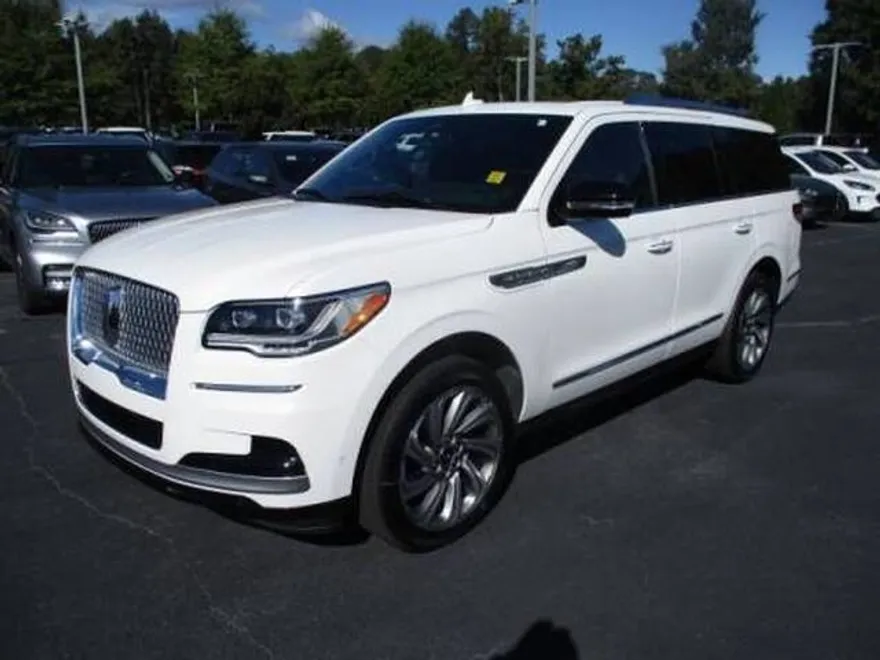 2022 Lincoln Navigator Reserve photo 1