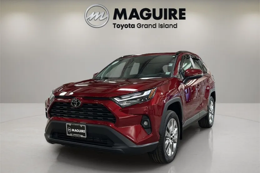 2024 Toyota RAV4 XLE Premium photo 1