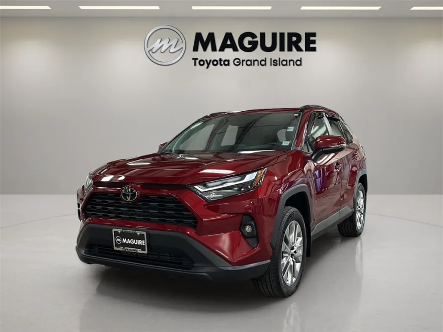 2024 Toyota RAV4 XLE Premium photo 1