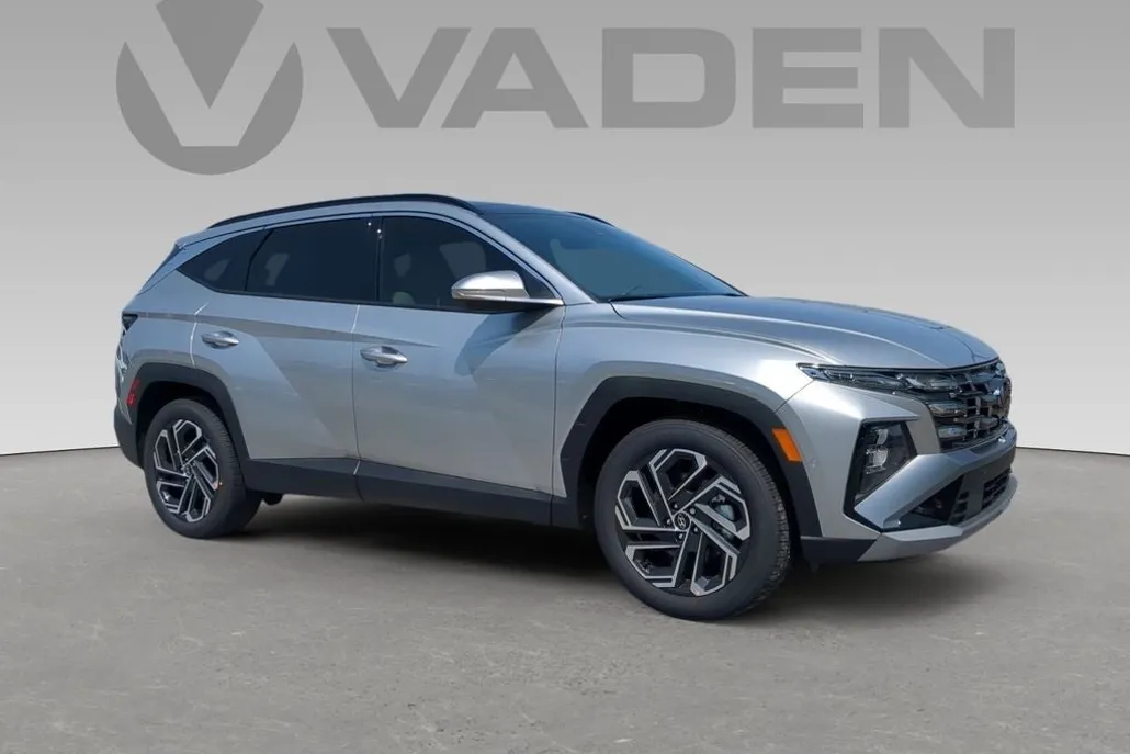 2025 Hyundai Tucson Limited photo 1