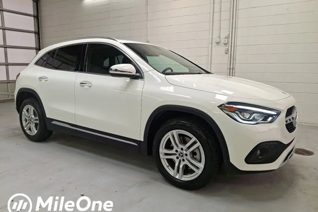 2023 Mercedes Benz GLA 250 4MATIC photo 1