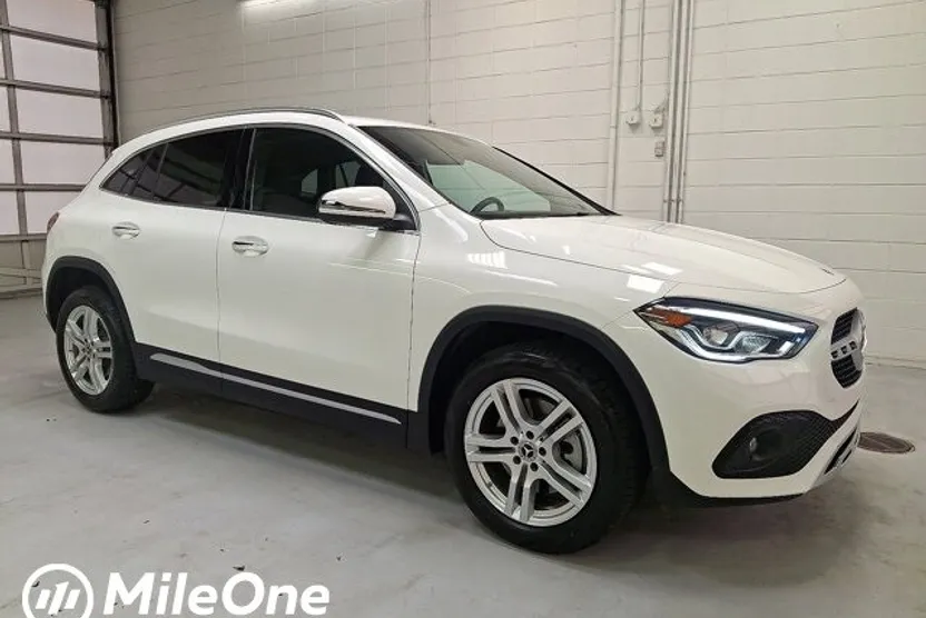 2023 Mercedes Benz GLA 250 4MATIC photo 1