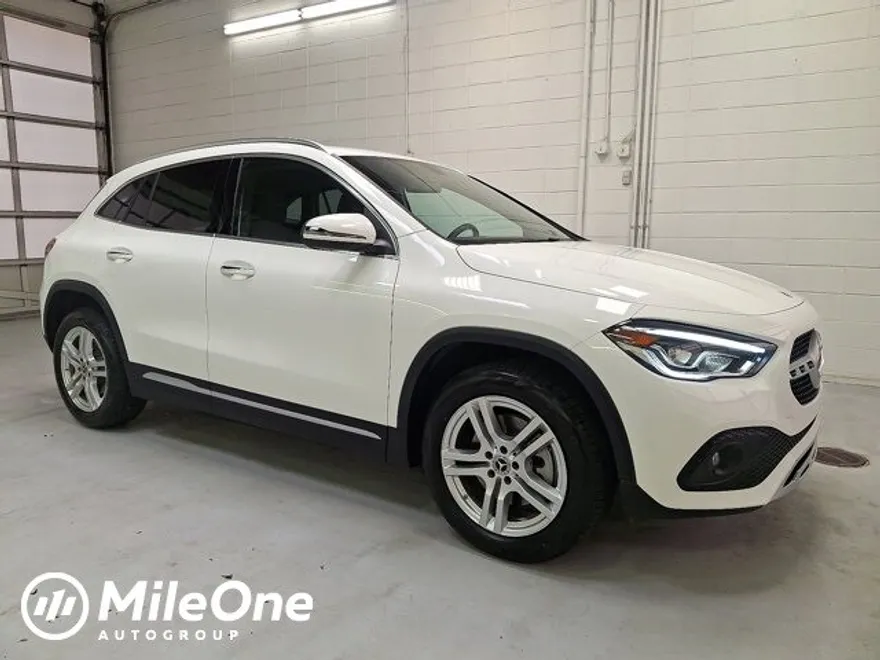 2023 Mercedes Benz GLA 250 4MATIC photo 1