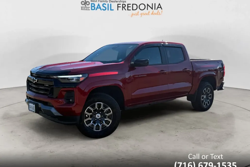 2024 Chevrolet Colorado Z71 photo 1