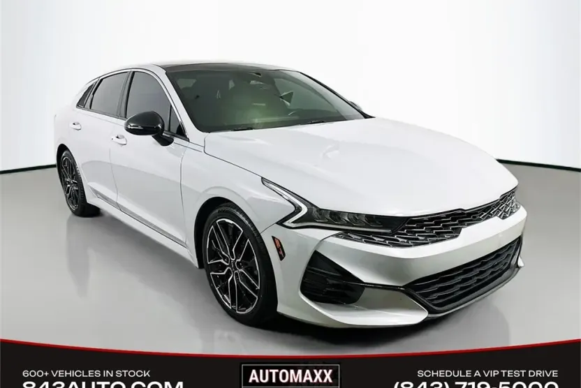 2023 Kia K5 GT photo 1
